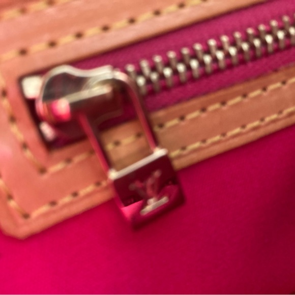 Louis Vuitton hot pink vernis pm - Picture 9 of 14